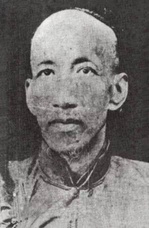估价5亿人民币 齐白石《山水十二条屏》现身保利_上款人陈子林之父