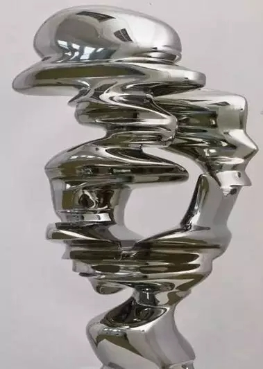  抽象雕塑家克拉格：对材料负责的艺术家_建造者 不锈钢 116×73×70厘米 2007