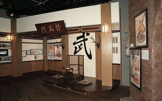 用什么样的展览开启新的一年？