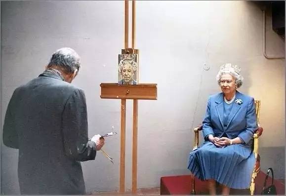 除了柯基 女王还喜欢啥？