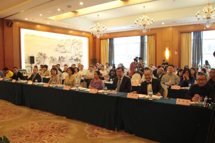 业界重磅：百家湖联姻云南文投——双方签署战略合作协议强手打造文化艺术新高