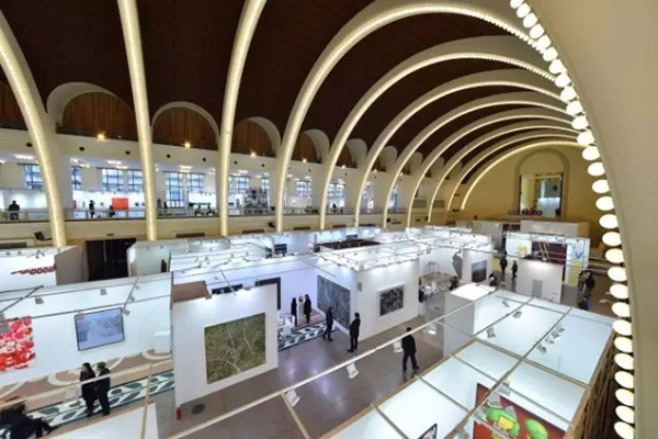 为何中国富豪去国外买艺术品 八画廊老总论艺术市场