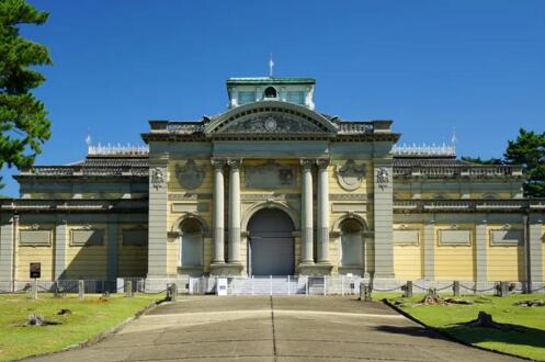 日本奈良国立博物馆里的国宝大展(1)