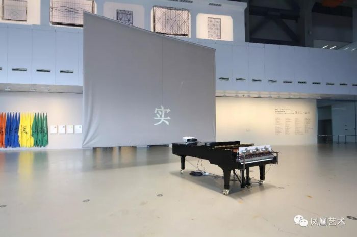 据说这将是一届有难度 有意思 层次丰富的上海双年展