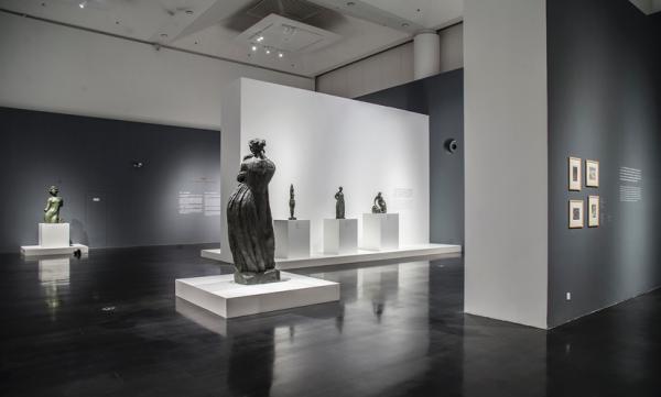 清华大学艺术博物馆正在展出的“回归·重塑：布德尔与他的雕塑艺术”