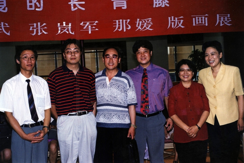 当代水墨画名家郑忠的艺术之路之三十   大漠孤烟直