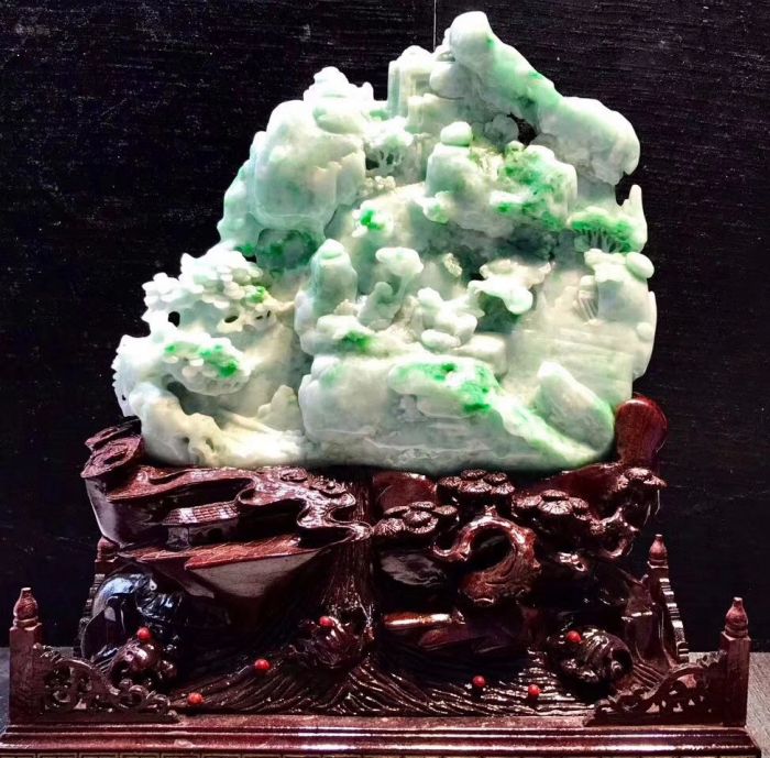 关于翡翠摆件 我们应当知道的细节