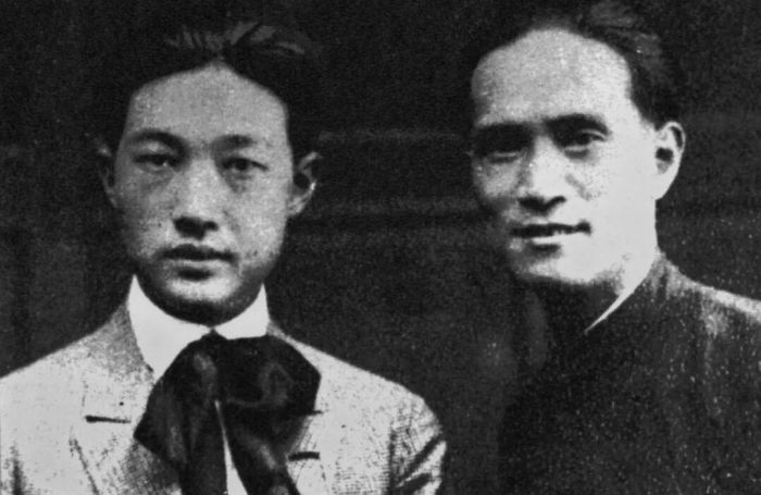 徐悲鸿与黄曼士的“订交照”1920年代摄