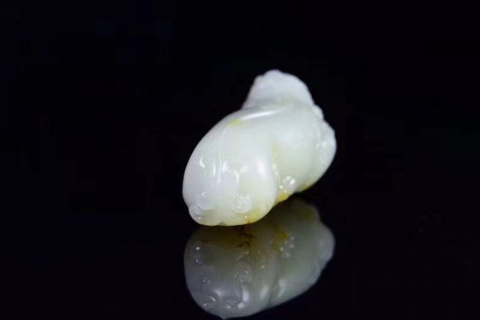 和田玉中的山水精神