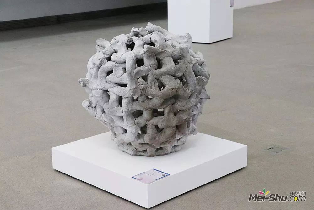 安然|《土像一囲》|95x78x96cm|陶