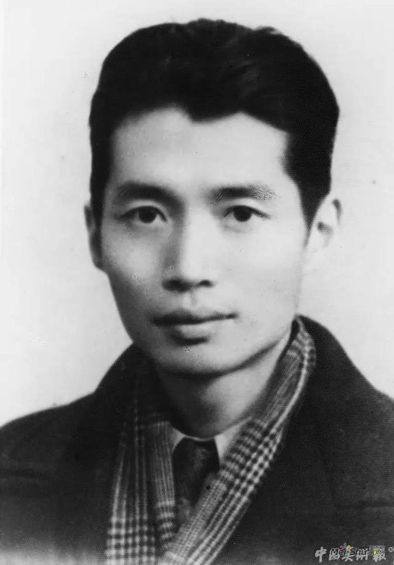 吕斯百