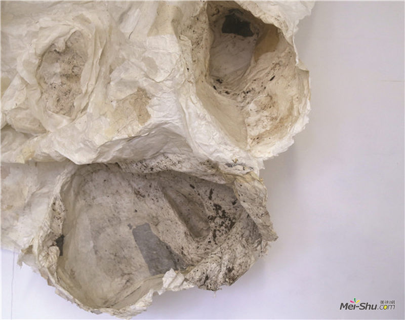 林延，作品1名称 喘气Gasp 材质宣纸, 水墨  20x20x5cm 2014 年