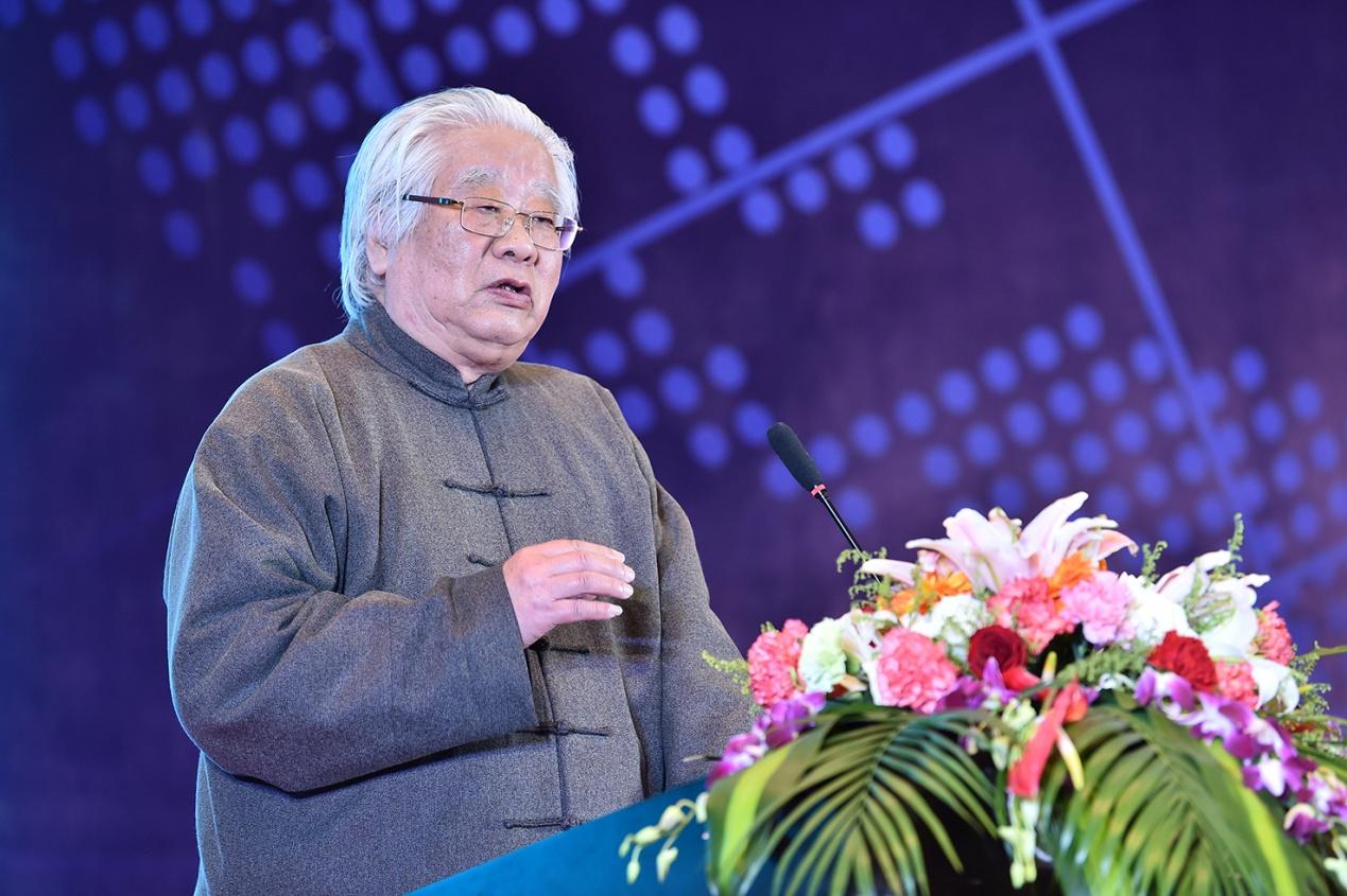 艺讯 美术综合 本次博鳌贵宾礼创作大师袁广如现场致辞 附:与会嘉宾