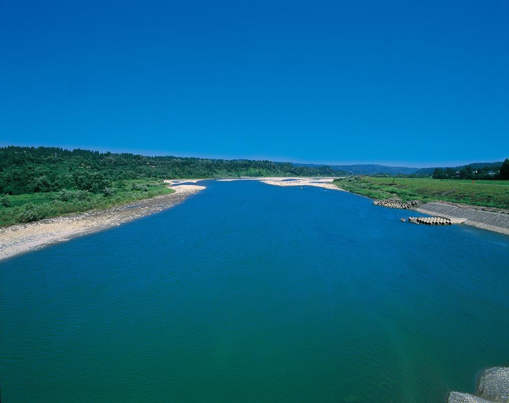 大地艺术节-2018越后妻有三年展——艺术游线2:"鲑鱼跳龙门"信浓川